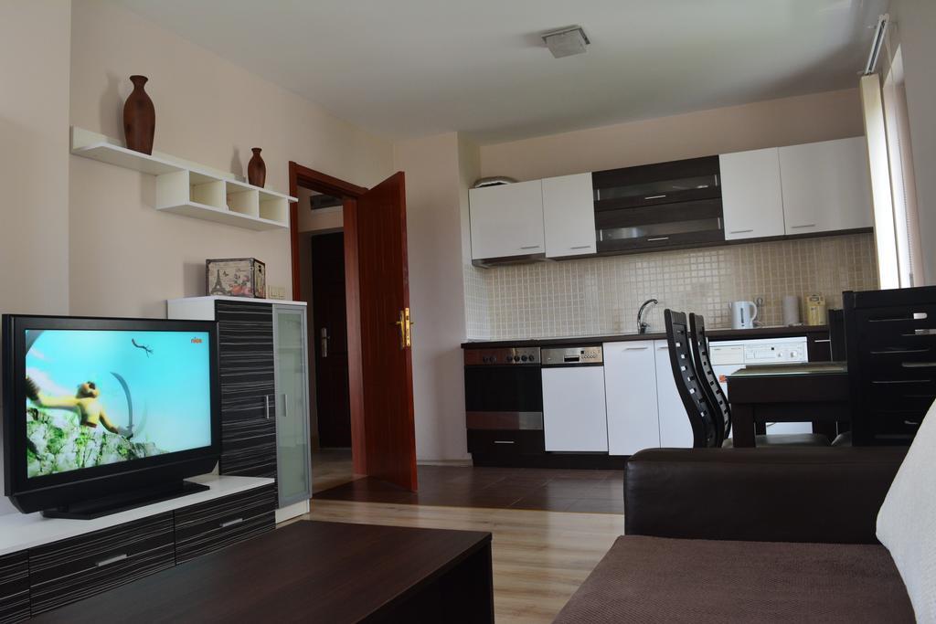 Apartment Bonne Chance Sofia Bagian luar foto