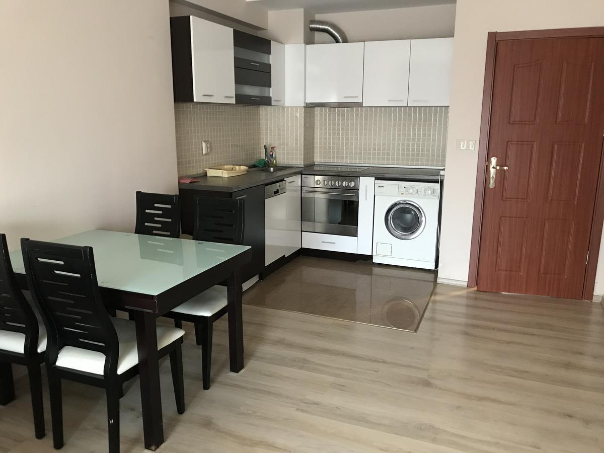 Apartment Bonne Chance Sofia Bagian luar foto